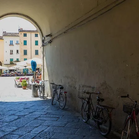 The Mezzanine Within The Walls Lucca